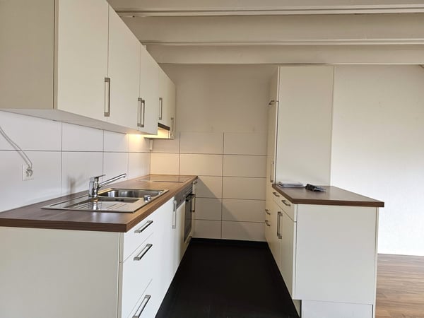 Helle, grosszügige Maisonette-Wohnung sucht Nachmieter! 2