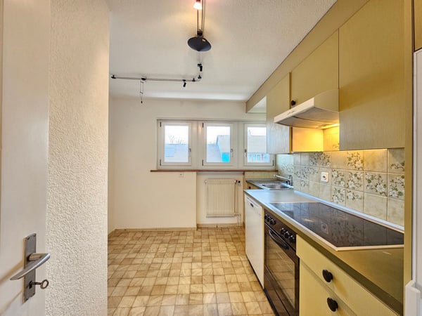 Charmante 4.5-Zimmer-Wohnung mit Balkon und Parkplatz in Langenthal 3