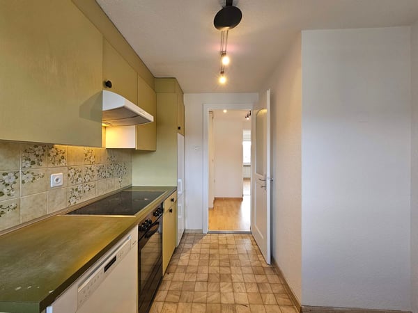 Charmante 4.5-Zimmer-Wohnung mit Balkon und Parkplatz in Langenthal 4