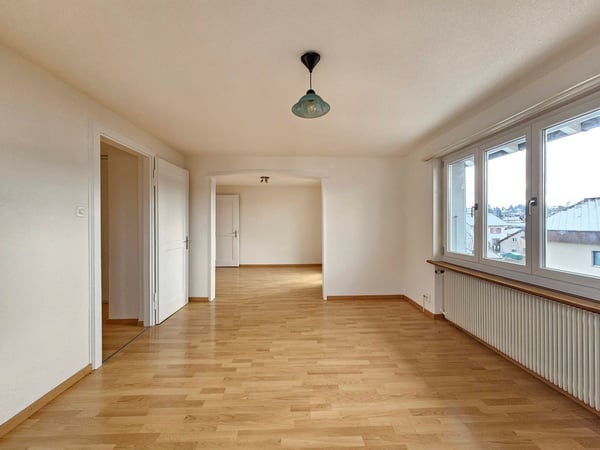 Charmante 4.5-Zimmer-Wohnung mit Balkon und Parkplatz in Langenthal 8