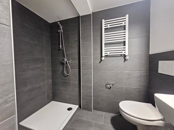 Charmant appartement de 5 pièces au cœur de Saint-Imier 8