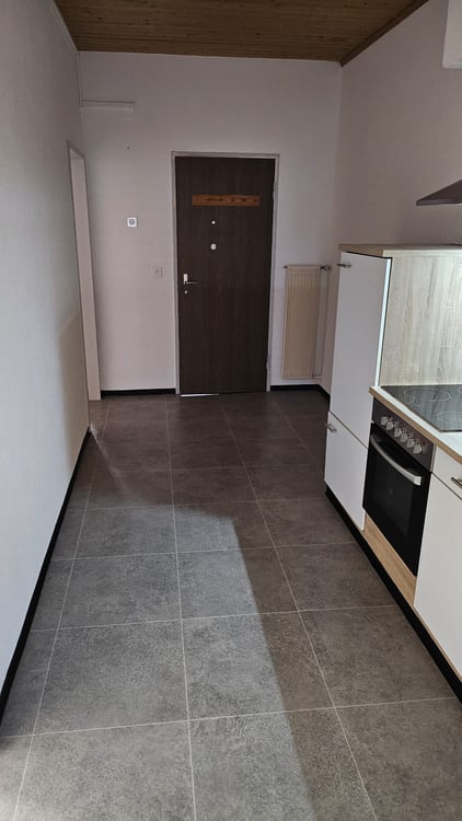 Charmant appartement de 2.5 pièces au 4ème étage à Saint-Imier 2