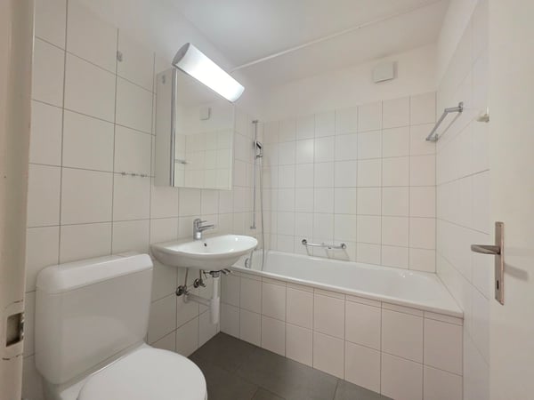 Charmante 3-Zimmer-Wohnung per sofort 6