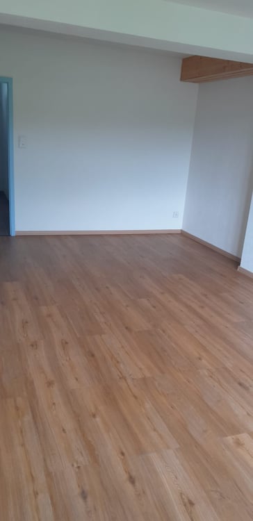 Charmant studio lumineux avec belle vue à Le Locle 13