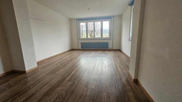 Charmant studio lumineux avec belle vue à Le Locle 5