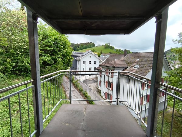 Charmante 2.5-Zimmer-Wohnung mit Balkon in Herisau! 8