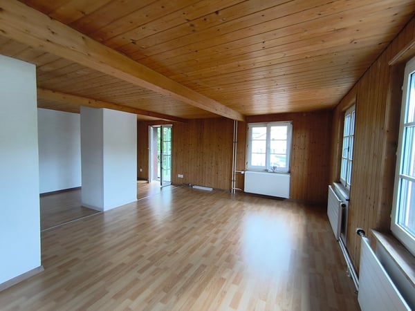 Charmante 2.5-Zimmer-Wohnung mit Balkon in Herisau! 4