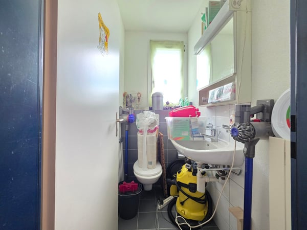 Grosszügige 4.5-Zimmer-Wohnung an zentraler Lage zu vermieten 16