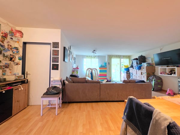 Grosszügige 4.5-Zimmer-Wohnung an zentraler Lage zu vermieten 9