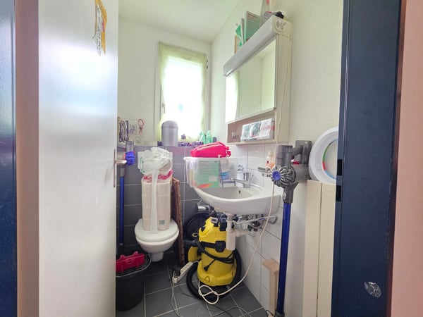 Grosszügige 4.5-Zimmer-Wohnung an zentraler Lage zu vermieten 15