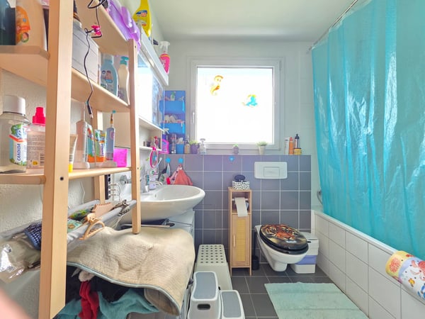 Grosszügige 4.5-Zimmer-Wohnung an zentraler Lage zu vermieten 14