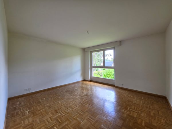 Grosszügige 4.5-Zimmer-Wohnung mit Balkon und schöner Aussicht in Bubendorf 10
