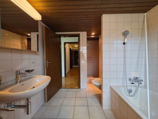 Grosszügige 4.5-Zimmer-Wohnung mit Balkon und schöner Aussicht in Bubendorf 14