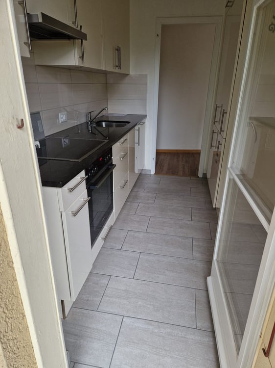 Teilsanierte Wohnung für Paare oder Kleinfamilie! 3