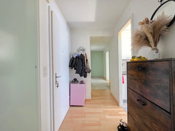 Helle 3.5-Zimmer-Wohnung mit Balkon und Aussicht in Luzern 12
