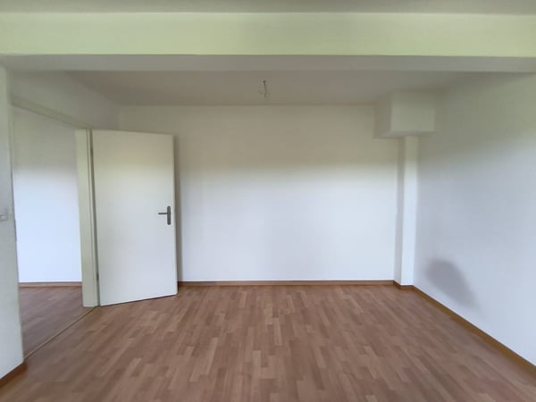 Charmant appartement de 2 pièces à Le Locle – disponible immédiatement 12