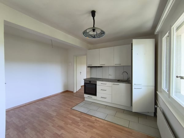 Charmant appartement de 2 pièces à Le Locle – disponible immédiatement 4