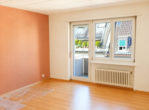 Befristete Wohnung an der Zurlindenstrasse 5 zu vermieten. 7