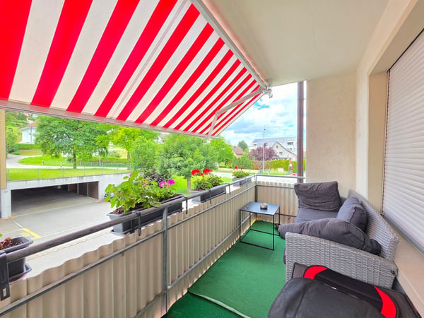 Grosszügige 4.5-Zimmer-Wohnung mit Balkon in ruhiger Lage zu vermieten 11