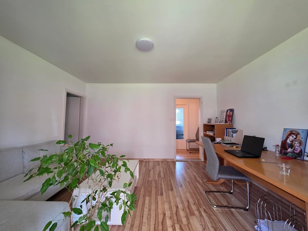 Charmante 2-Zimmer-Wohnung mit Balkon in St. Margrethen 4