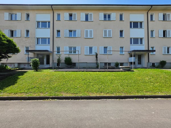 Charmante 2-Zimmer-Wohnung mit Balkon in St. Margrethen 1