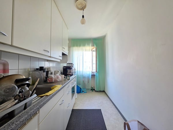 Grosszügige, helle 2-Zimmer-Wohnung, perfekt für Paare! 3
