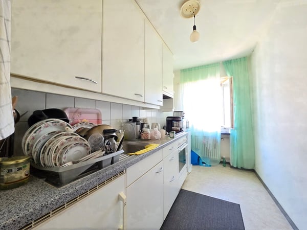 Grosszügige, helle 2-Zimmer-Wohnung, perfekt für Paare! 2
