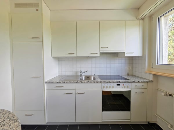Charmante 4.5-Zimmer-Wohnung in Büren an der Aare mit Balkon und Aussicht! 5