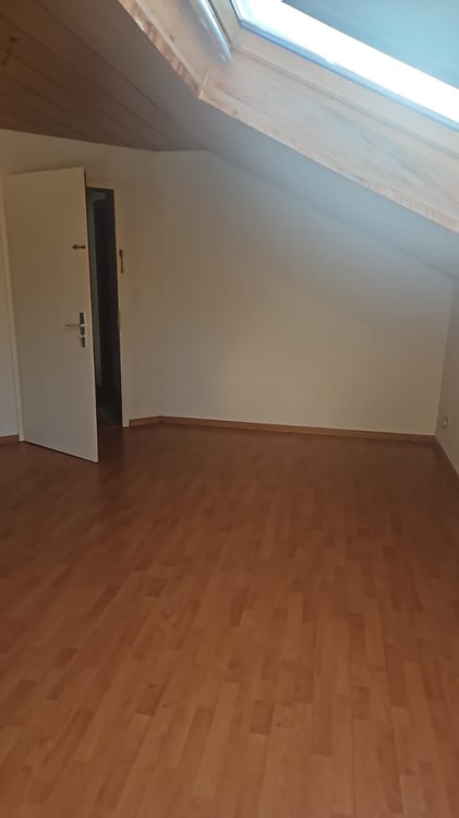Charmant appartement de 2.5 pièces à Péry-La Heutte 4