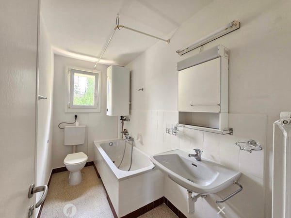 Helle 3-Zimmer-Wohnung an ruhiger Lage in Biel 4