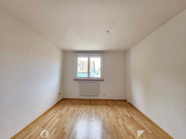 Helle 3-Zimmer-Wohnung an ruhiger Lage in Biel 6