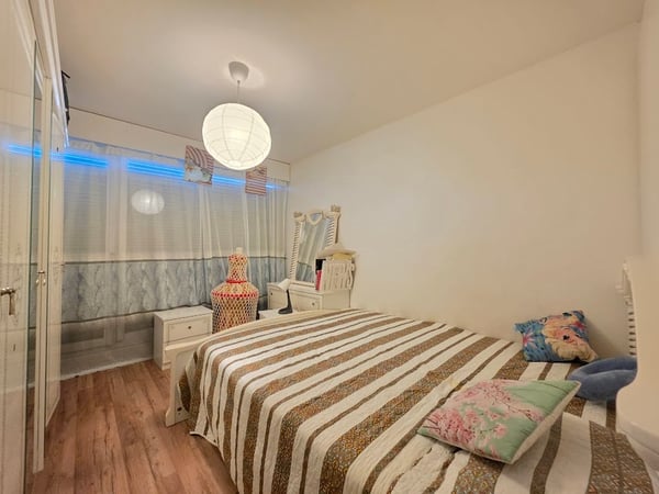 Moderne, grosszügige 1-Zimmer-Wohnung in zentraler Lage! 10