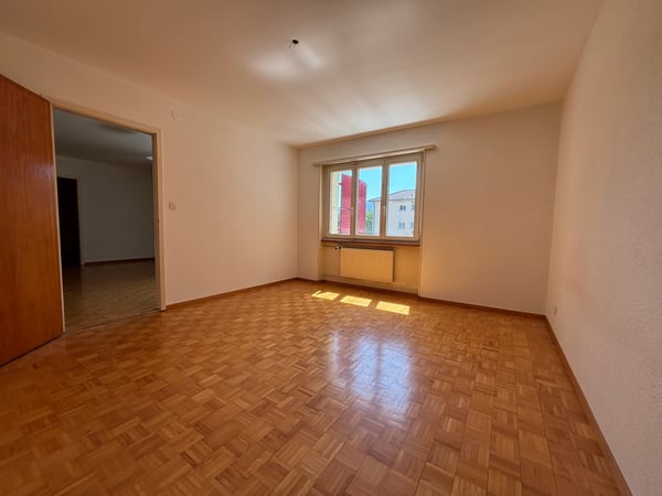 Spacieux appartement de 4 pièces avec balcon à Delémont 9