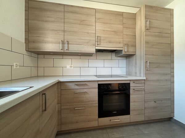Spacieux appartement de 4 pièces avec balcon à Delémont 3