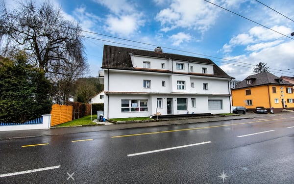 Gemütliche 3-Zimmer-Wohnung im Erdgeschoss in Biel – ab sofort verfügbar! 1