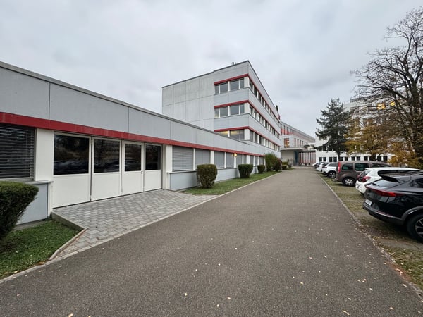 Praktische Büroräumlichkeiten an Top-Lage! 2