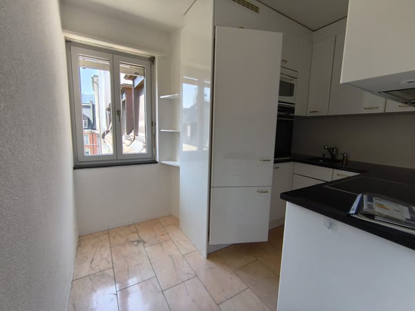 Befristete Helle Wohnung an zentraler Lage in Zürich befristet bis März 2027 3