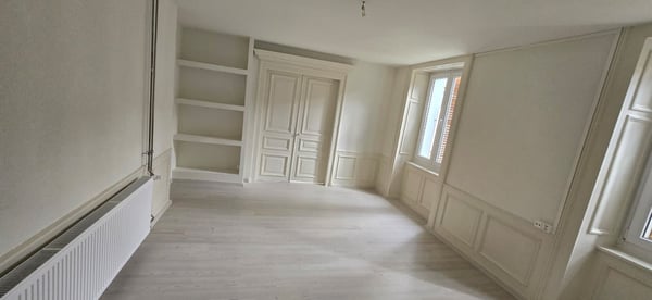 Spacieux appartement de 3.5 pièces au cœur du Locle, rénové 6