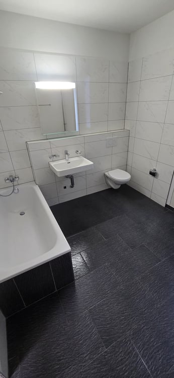 Spacieux appartement de 3.5 pièces au cœur du Locle, rénové 13