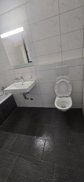Spacieux appartement de 3.5 pièces au cœur du Locle, rénové 14