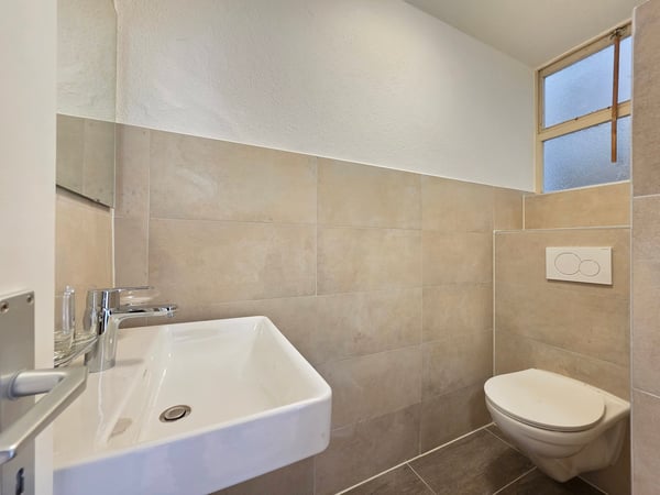 Sanierte 4-Zimmer-Wohnung mit Balkon in Thusis 6