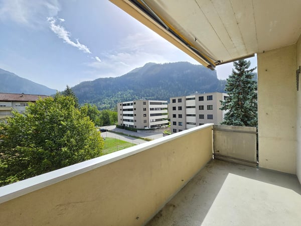 Sanierte 4-Zimmer-Wohnung mit Balkon in Thusis 16