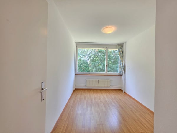 Gemütliche 4-Zimmer-Wohnung mit Balkon und Aussicht auf die Emme! 11