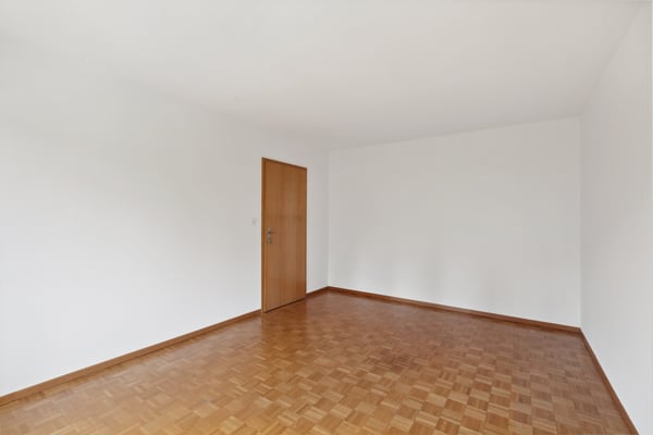 Appartement 3 pièces lumineux avec balcon et vue à La Chaux-de-Fonds 8