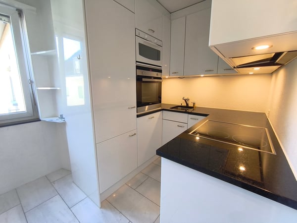 Befristete, Moderne 3 Zimmer Wohnung in Zürich 3