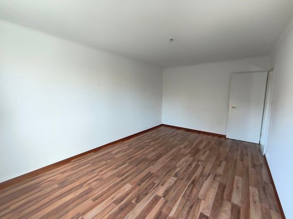 Befristete, Moderne 3 Zimmer Wohnung in Zürich 13
