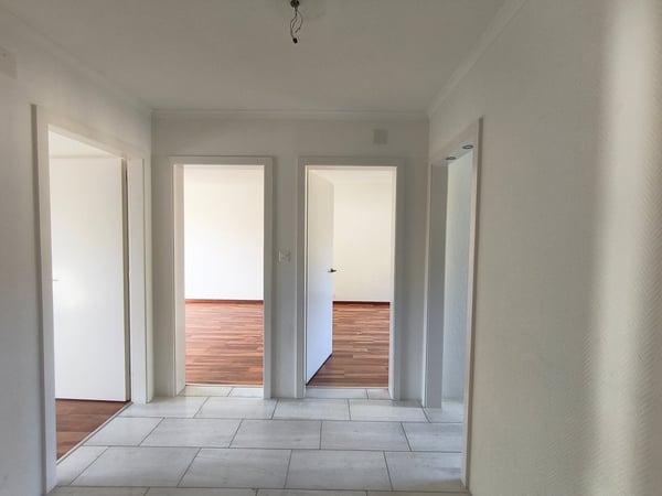 Befristete, Moderne 3 Zimmer Wohnung in Zürich 17