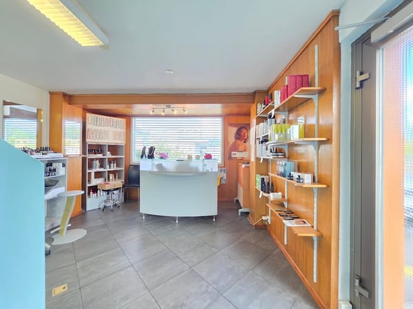 Attraktives Gewerbelokal für Coiffeur oder Detailhandel zu vermieten! 5