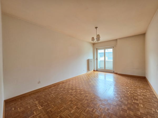 Grosszügige, helle 1-Zimmer-Wohnung, an zentrale Wohnlage 11