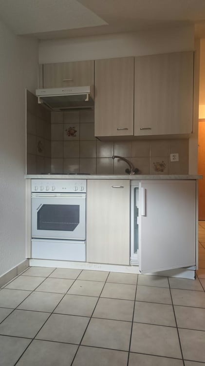 Studio fonctionnel au 4ème étage à Sion, disponible immédiatement 3